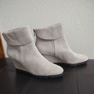 STEVEN by Steve Madden Berkli Suede Leather Wedge Bootie Size 9.5